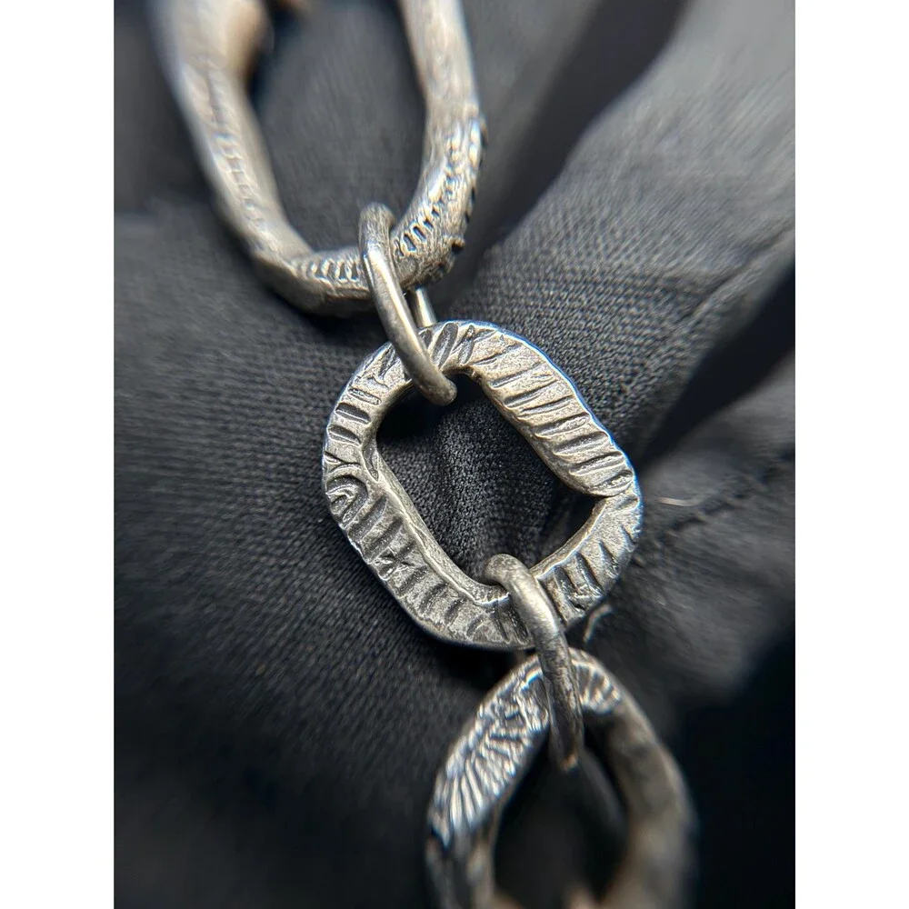 Vintage Silver Tone Celestial Medallion Necklace Chunky Textured Links 17.25